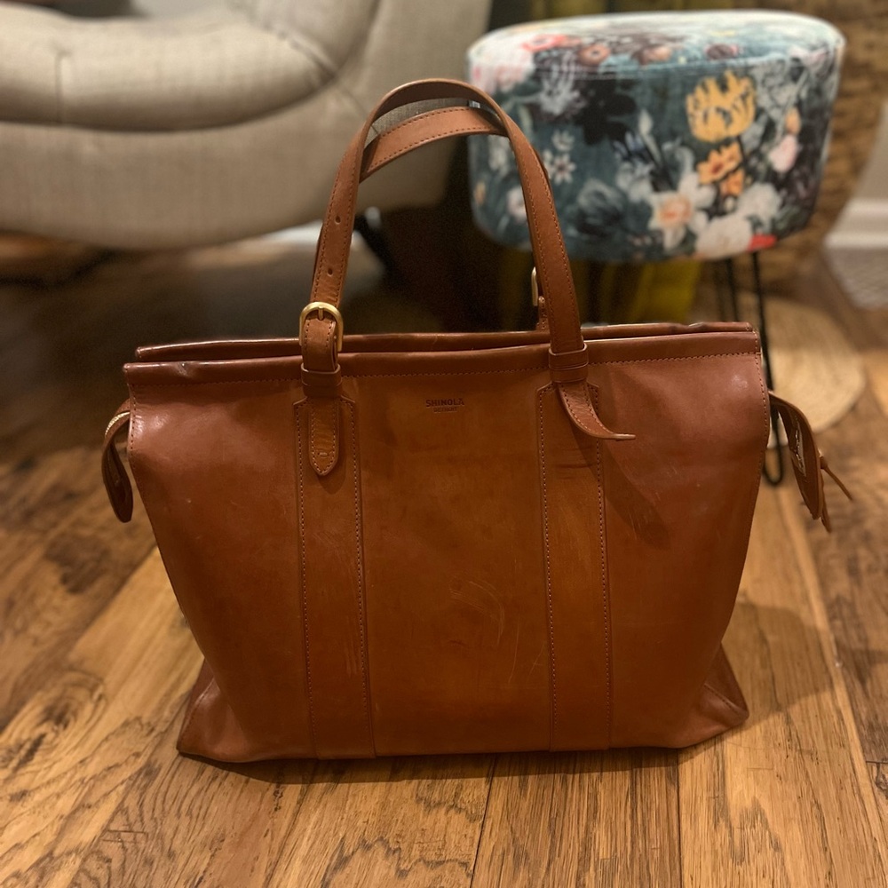 Shinola Sibley Large Satchel Vach
Natural 
Made in Italy